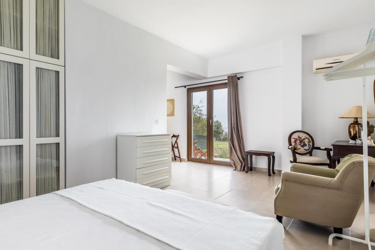 Oikia Guesthouse Stafylos Eksteriør bilde