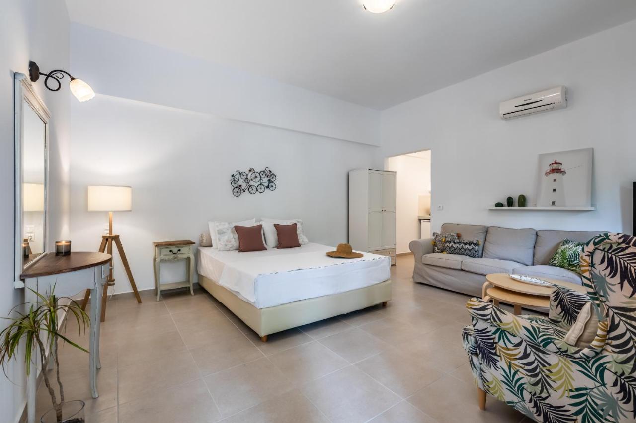 Oikia Guesthouse Stafylos Eksteriør bilde